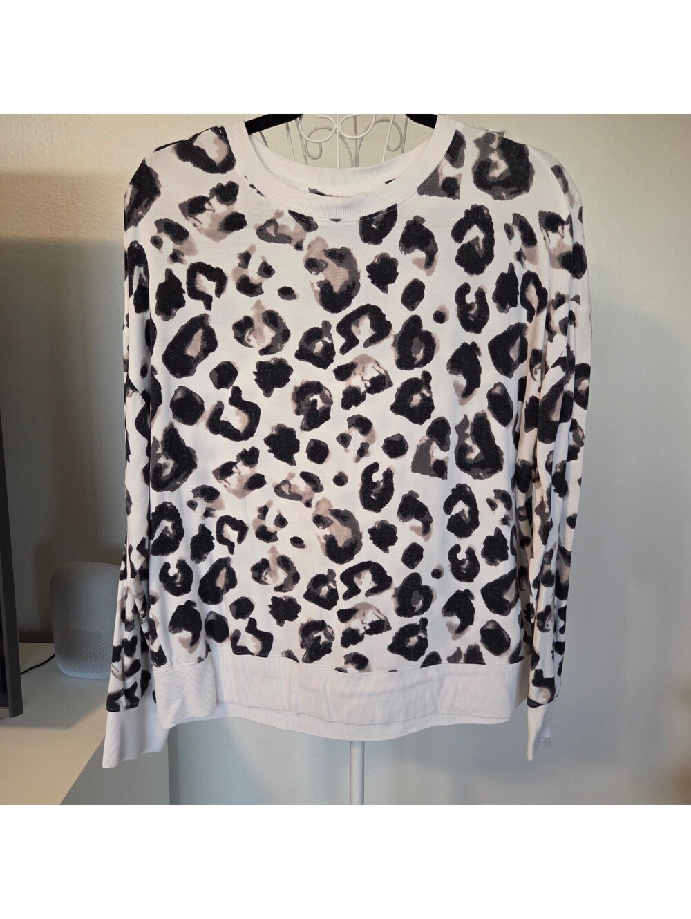 For The Republic Women's Medium Leopard Print Pullover Sweatshirt
